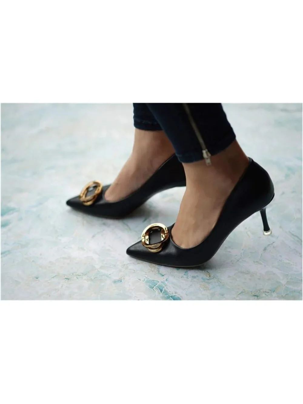 C. Paravano Women's Black Pumps 2.16